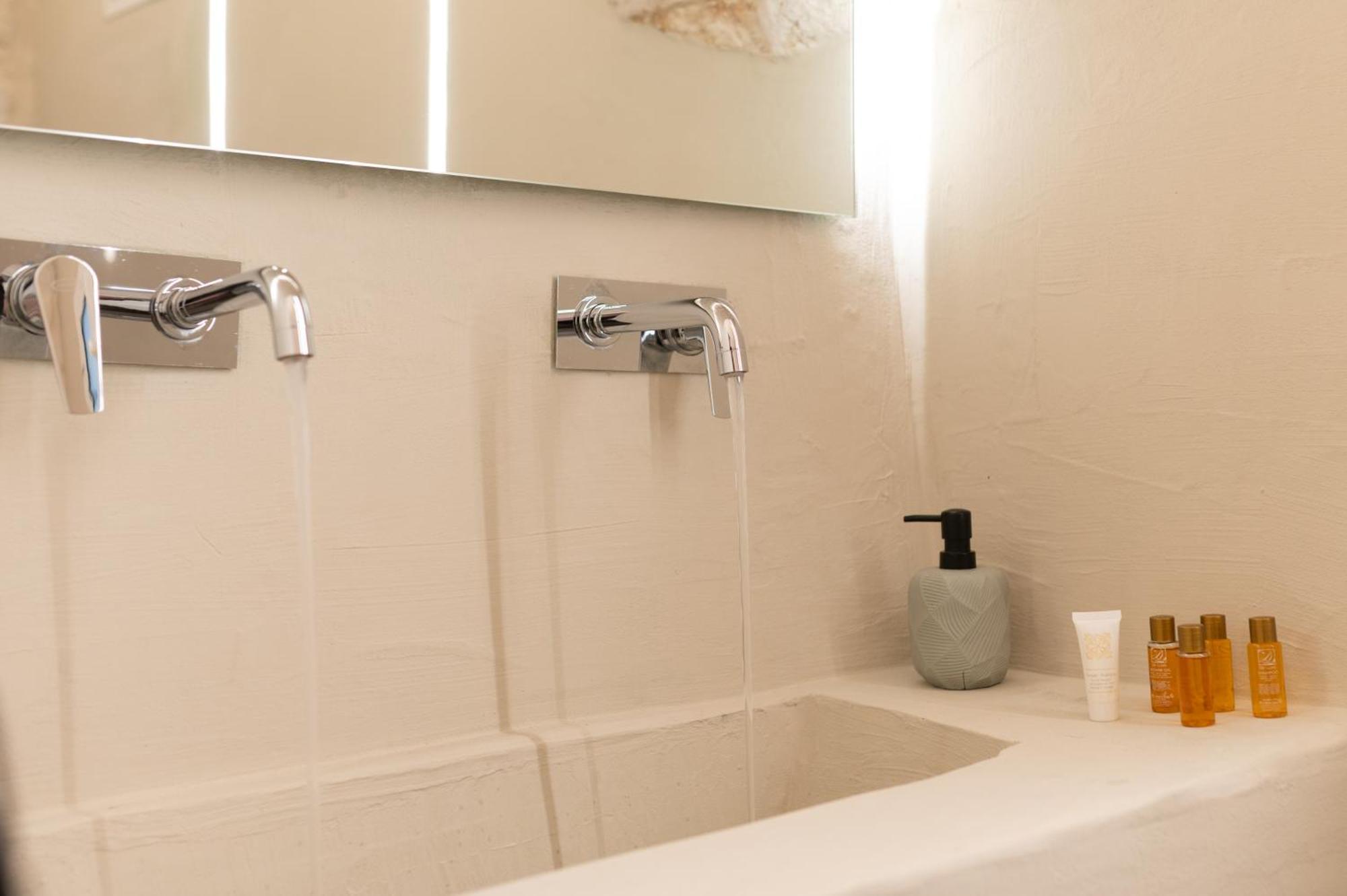 Malolu Luxurysuite Ostuni Εξωτερικό φωτογραφία