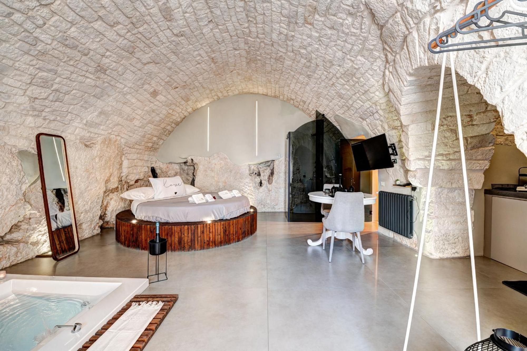 Malolu Luxurysuite Ostuni Εξωτερικό φωτογραφία